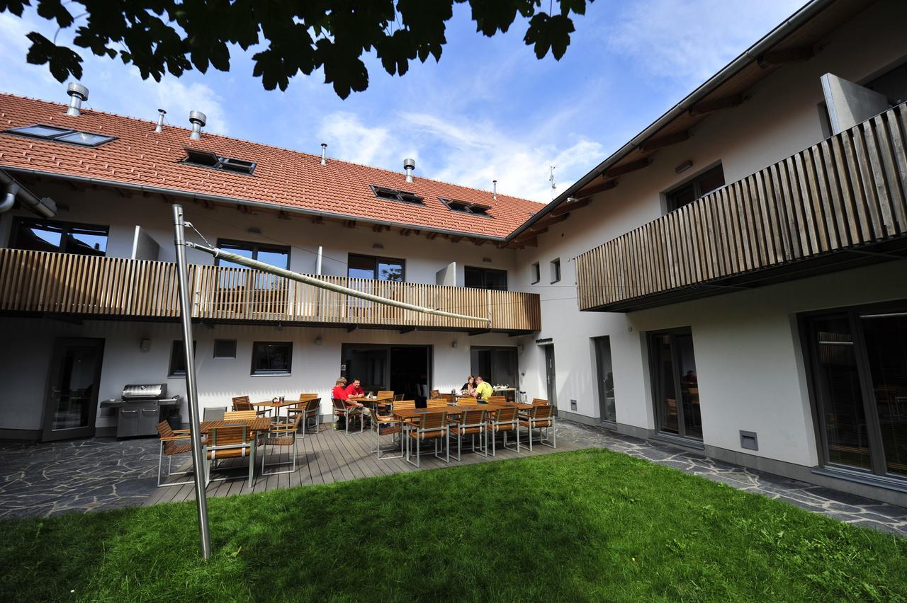 Hotel U Tri Volu Lysice Exterior foto